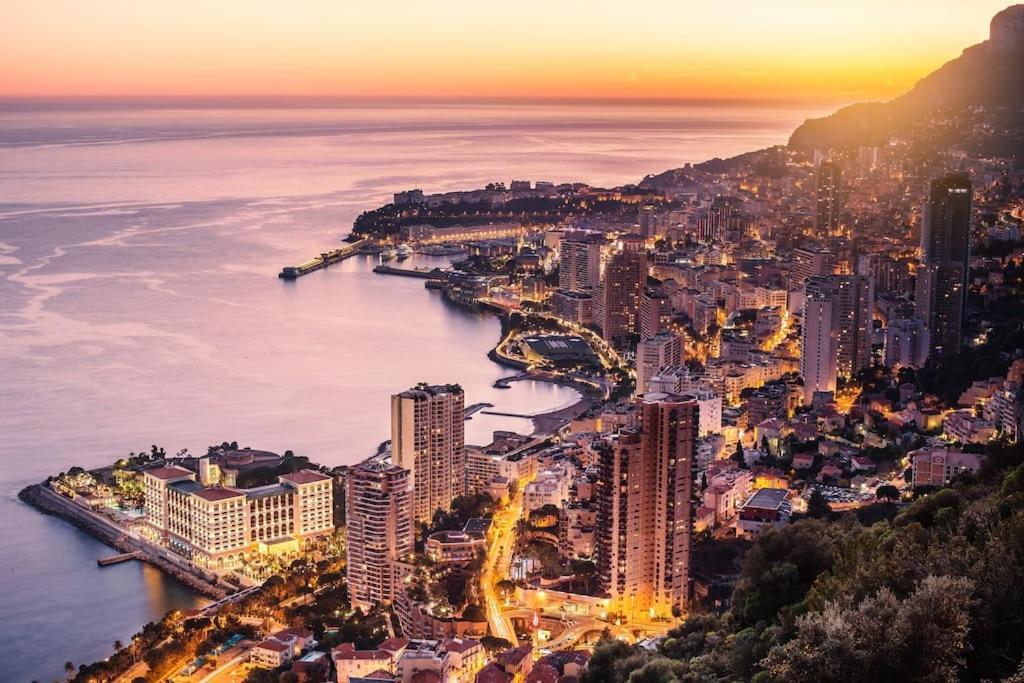 Апартаменты Les Jardins De Monaco Vue Mer Et Piscine Saint-Antoine  Экстерьер фото